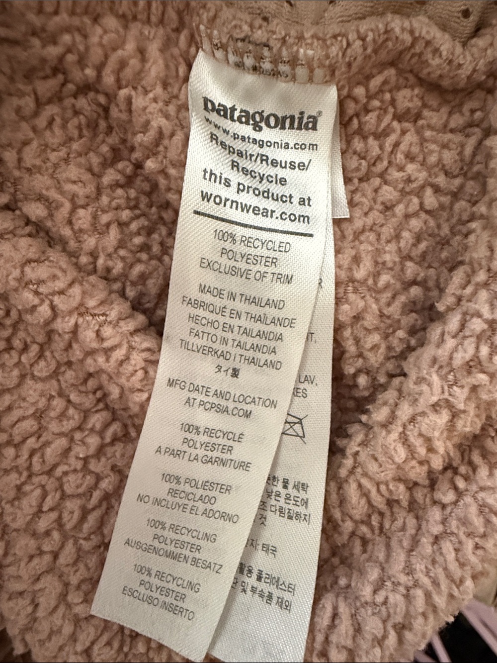 Patagonia Women’s Mauve Zip-Up Sherpa Hoodie - Picture 2 of 3